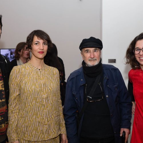 MAVI-Expo-Cruz-Ignacio-Szmulewicz-María-Berríos-Juan-Pablo-Langlois-Sara-Browne.